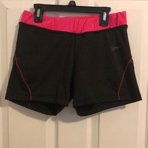 Active wear shorts